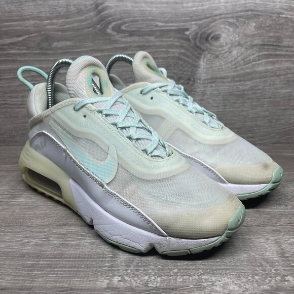 Nike Womens Air Max 2090 White Gray Green Size 7.5 Athletic Sneaker Running Shoe - Picture 1 of 16